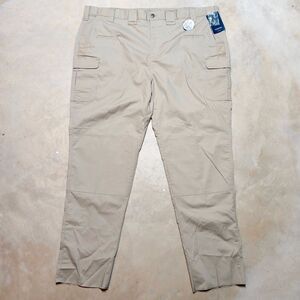 NWT Propper Men's Kinetic Tan Khaki Tactical Cargo Pants - Size 52x37 (Unhemmed)